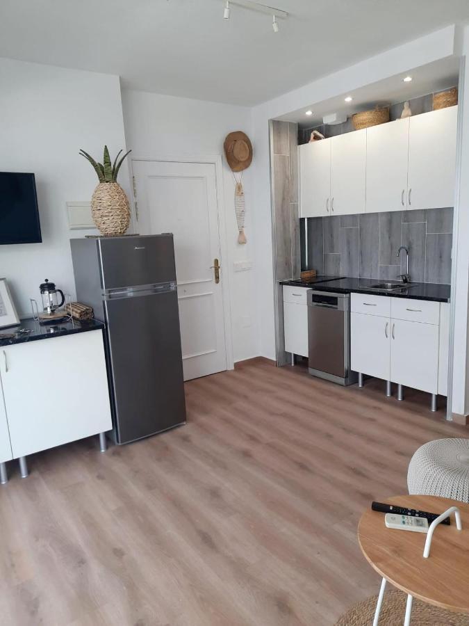 Fuengirola Apartment Carvajal Front Line Primera Linea Dış mekan fotoğraf