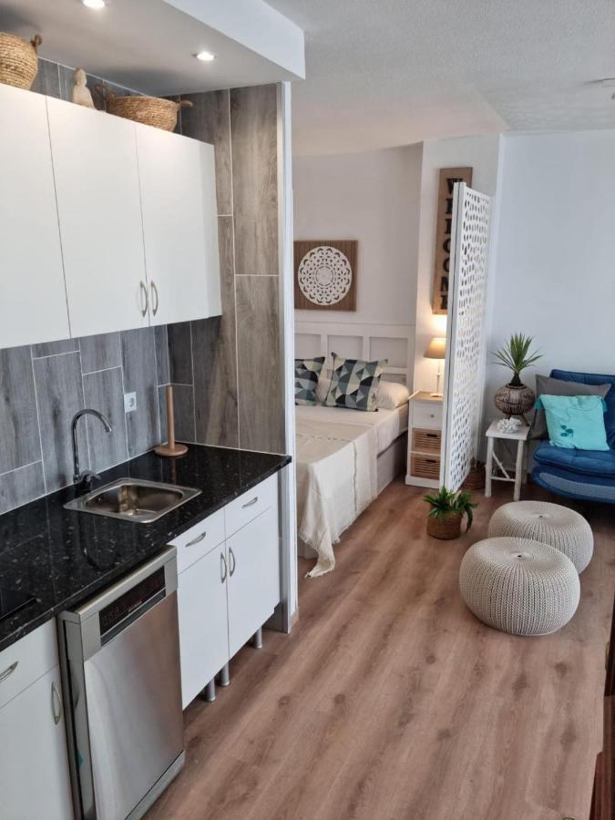Fuengirola Apartment Carvajal Front Line Primera Linea Dış mekan fotoğraf