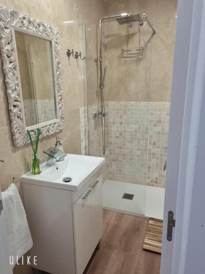 Fuengirola Apartment Carvajal Front Line Primera Linea Dış mekan fotoğraf